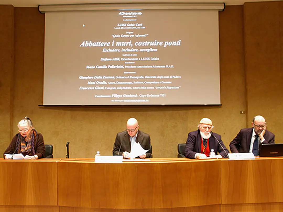 Abbattere i muri, costruire ponti